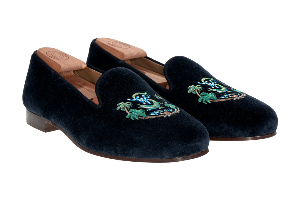 Our PB Crest Navy Men Slipper item is photographed here against a white background.