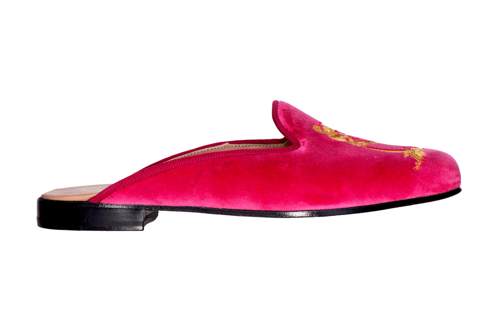 Our Storm Fuchsia (Women) item is photographed here against a white background.