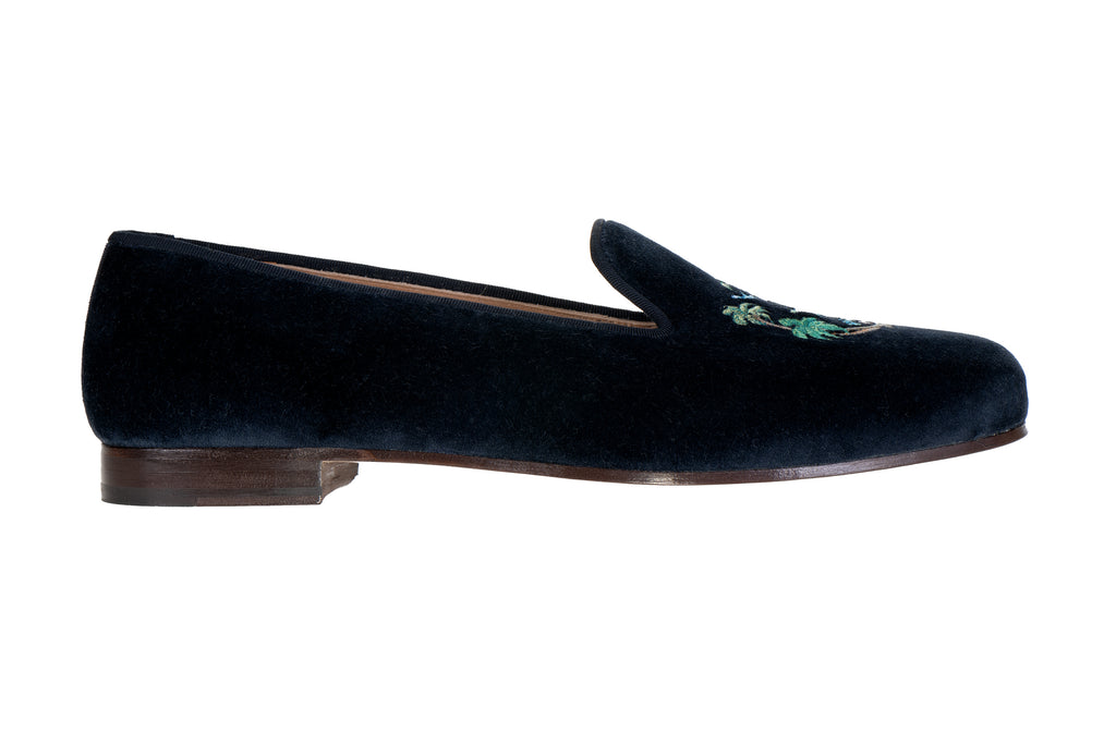 Our PB Crest Navy Men Slipper item is photographed here against a white background.