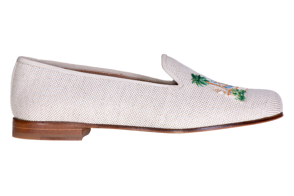 Our Mizner Fountain Flax (Women) item is photographed here against a white background.