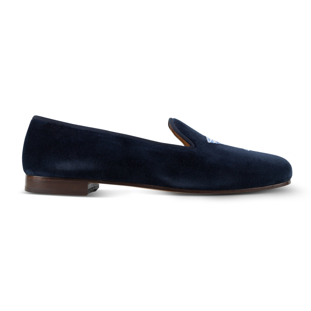 Martini Navy velvet slipper on a white background.