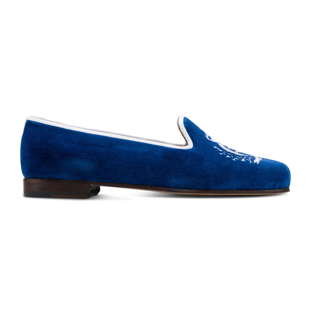 Our Queen Royal Velvet Slipper (Women) item is photographed here against a white background.