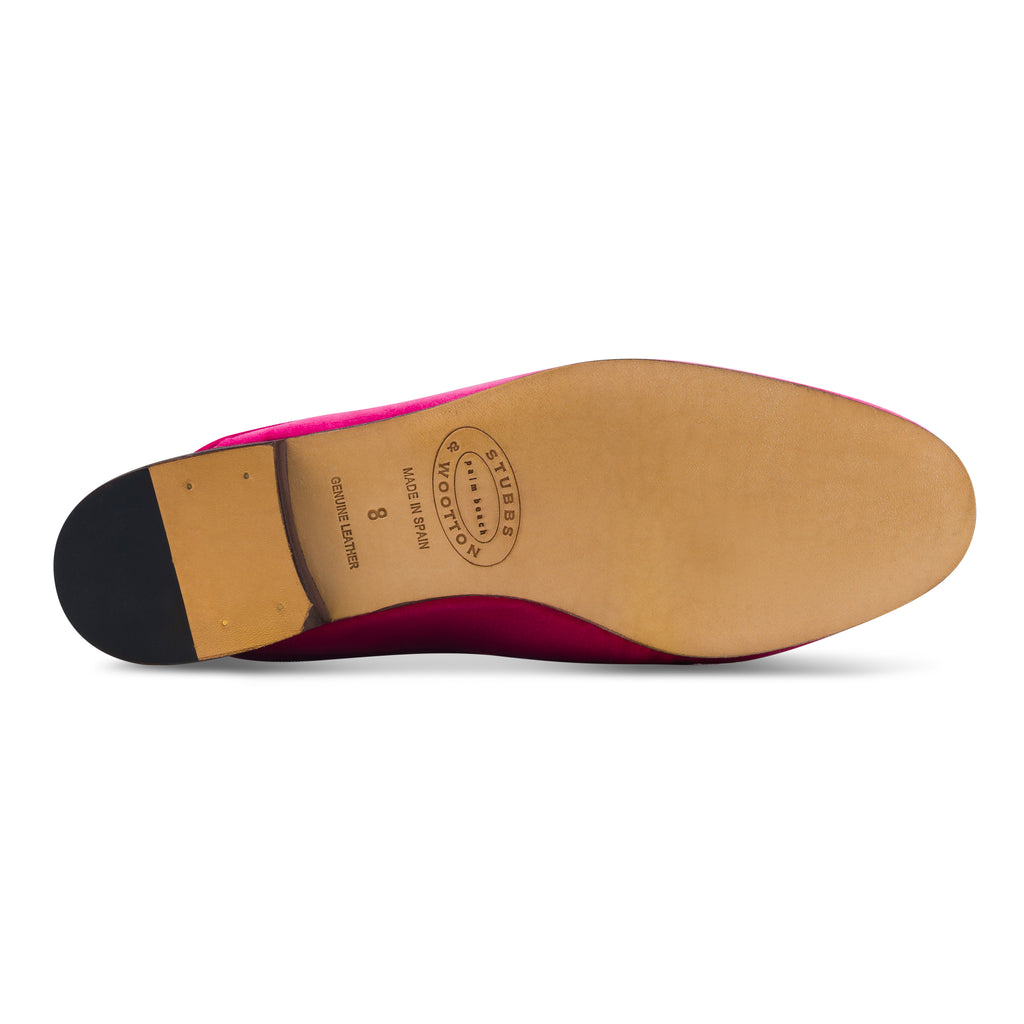 Our Beam Fuchsia Velvet Mule (Women) item is photographed here against a white background.