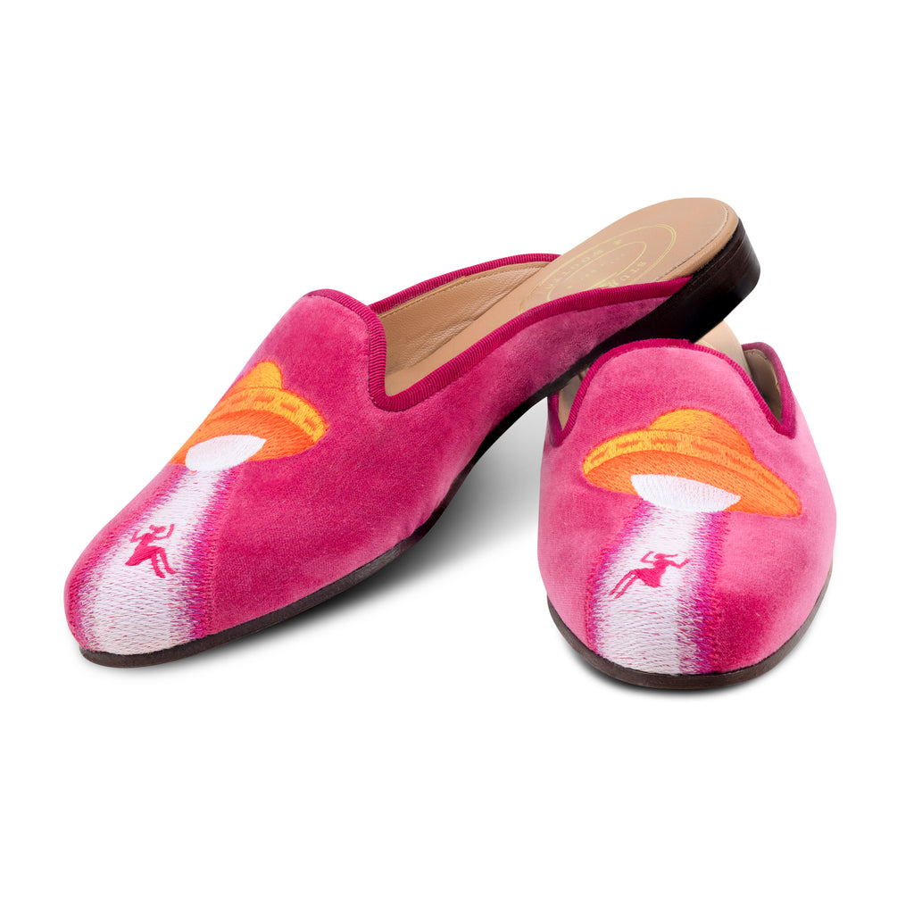 Our Beam Fuchsia Velvet Mule (Women) item is photographed here against a white background.