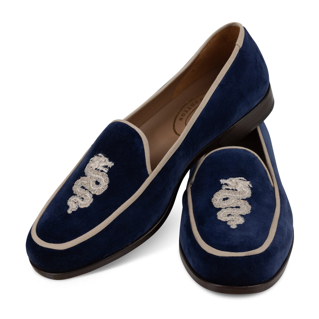 Our Serpentine Navy Velvet Lux (Men) item is photographed here against a white background.