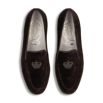 Our Sovereign Espresso Velvet Venetian (Men) item is photographed here against a white background.