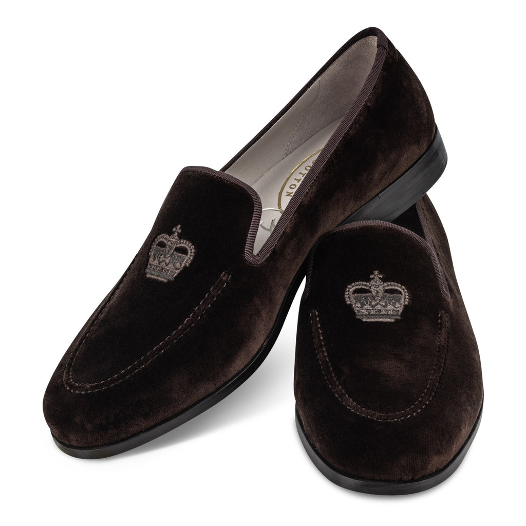 Our Sovereign Espresso Velvet Venetian (Men) item is photographed here against a white background.