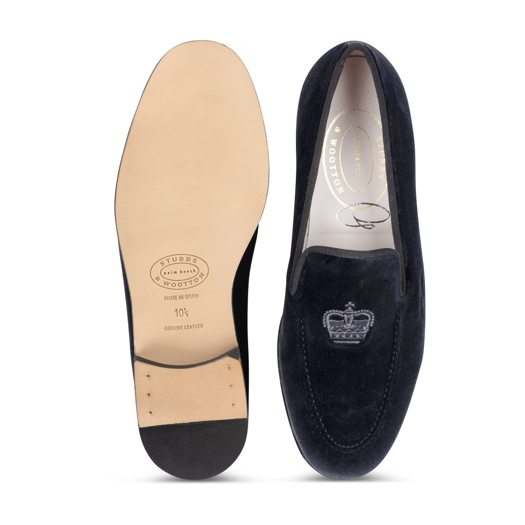 Our Sovereign Noir Velvet Venetian (Men) item is photographed here against a white background.