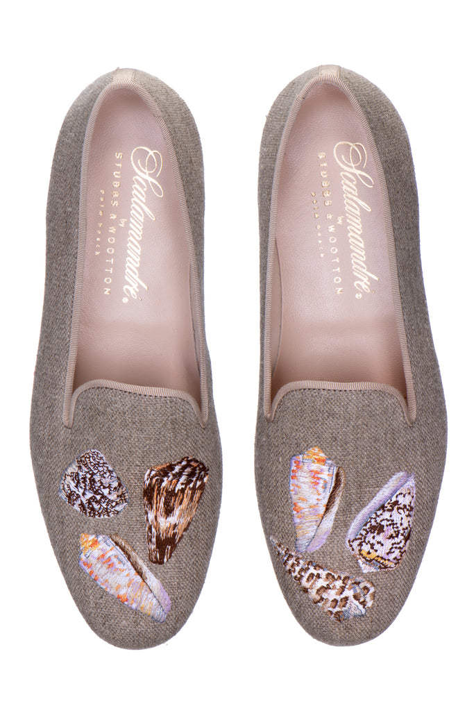 Our Coquina (Women) item is photographed here against a white background.